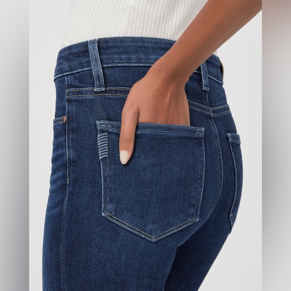 Cropped Flare Jeans (Capris) - Picture 6 of 7